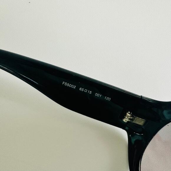 FENDI Oversized Black Gradient Lense Sunglasses Made in Italy Large Cat Wrap - Picture 8 of 9